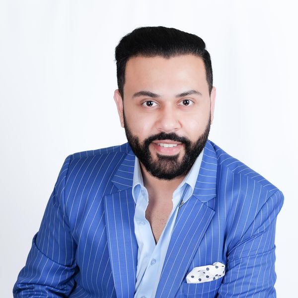 Paras Baveja, Associate